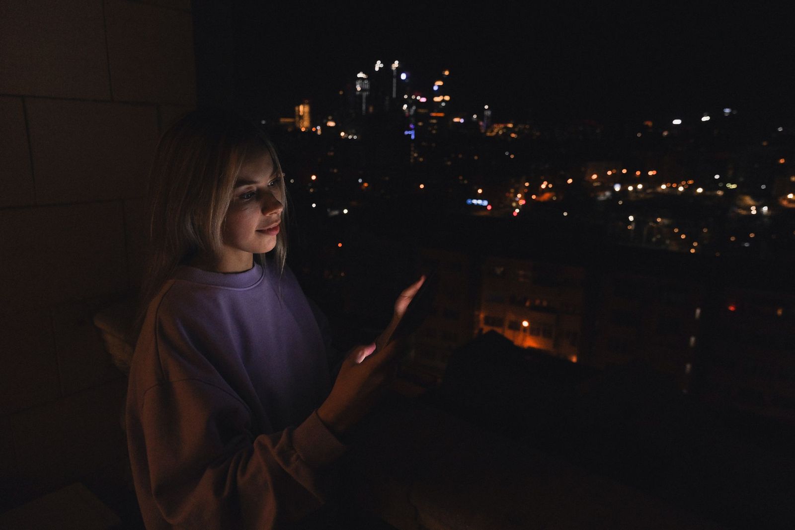 woman balcony